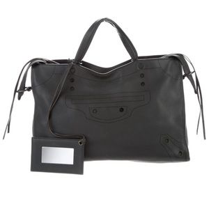 Balenciaga Gray Shoulder Bag with Sleek Design